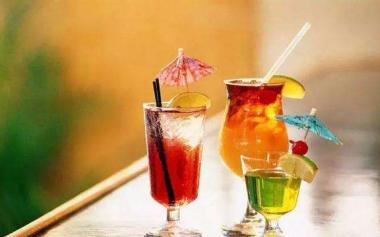 每天一罐甜飲料增加腸道腫瘤風(fēng)險(xiǎn)！預(yù)防結(jié)腸癌需要注意啥