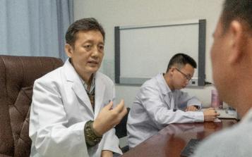 那個(gè)驚艷全球的腫瘤醫(yī)生走了！胰腺癌有哪些高危人群？