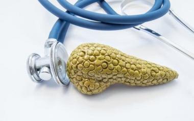 誤診胰腺癌，“余歡水”撿回一條命！胰腺癌為啥不好治？
